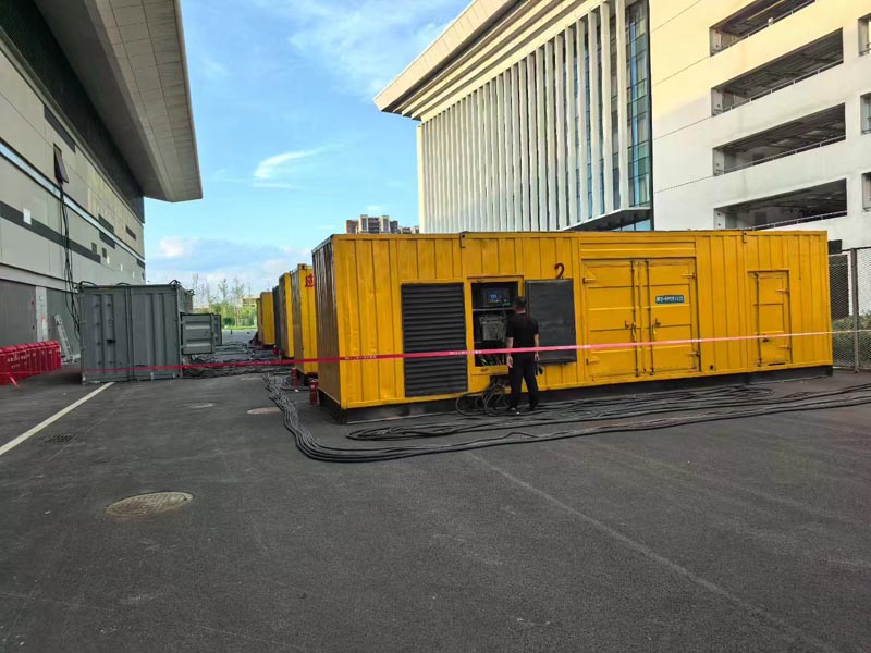 东宁柴油发电机冬季保养注意事项?