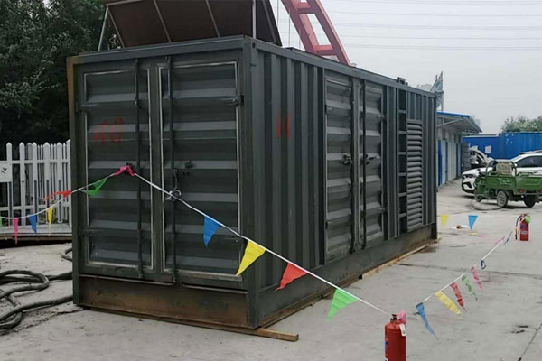 东宁发电机租赁空气滤清器多久更换一次?